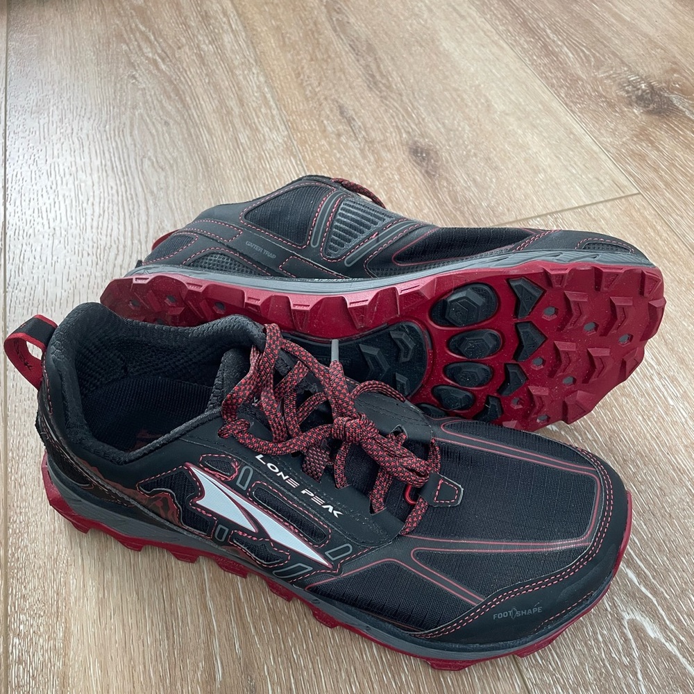 Altra Lone Peak 4 Men’s Trail Runners Size 9.5